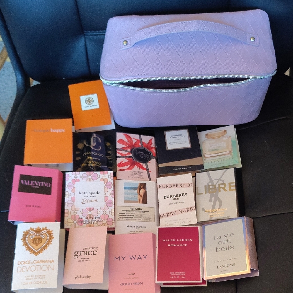 16 Luxury Perfume Samples With Lavender Quilted Women's Bag